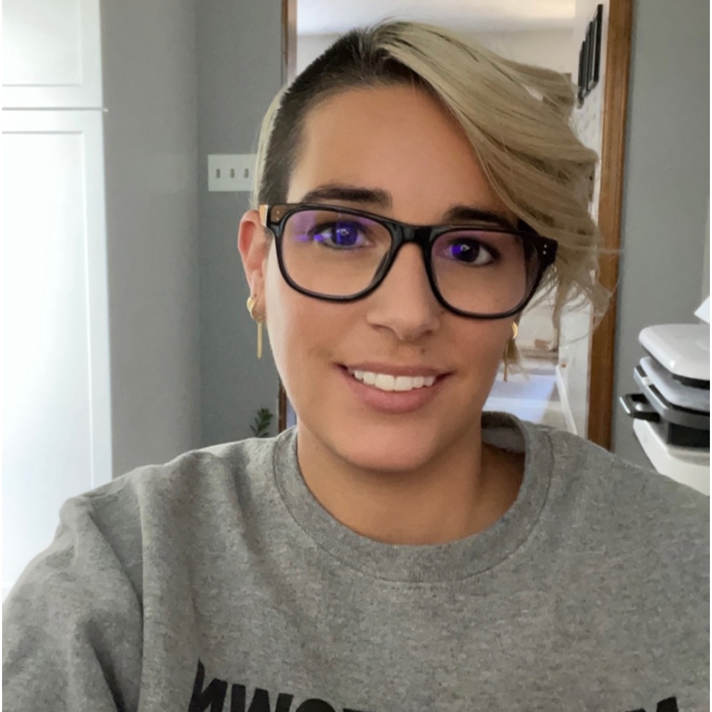 Meet your Posher, Natalie